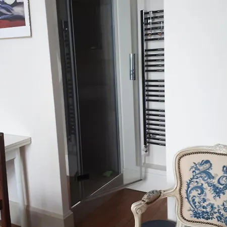 Jolie Plein Centre Parking Sécurisé Gratuit