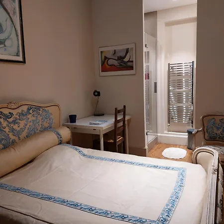 Jolie Plein Centre Parking Securise Gratuit